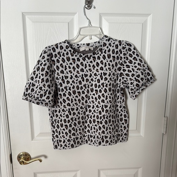 LOFT Black and White Boxy Short Sleeve sweater size medium leopard print - Picture 1 of 3